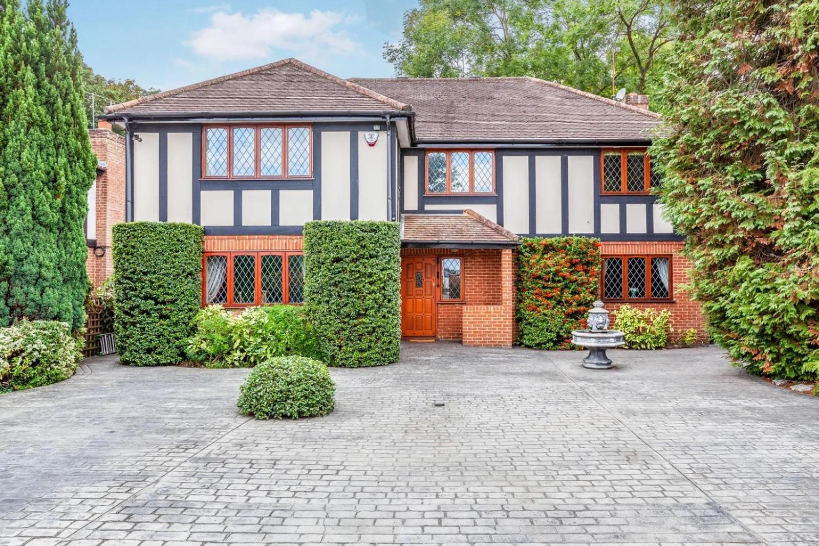 Old Slade Cottage - Train To London 30Mins, Heathrow 15Mins Away,Free Parking - En-Suit Rooms West Drayton  Exterior photo